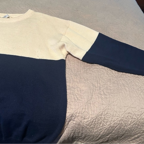 Get ready for St Patrick’s Day in Style! Ganzi sweater, Size 44 or XL - Picture 5 of 6